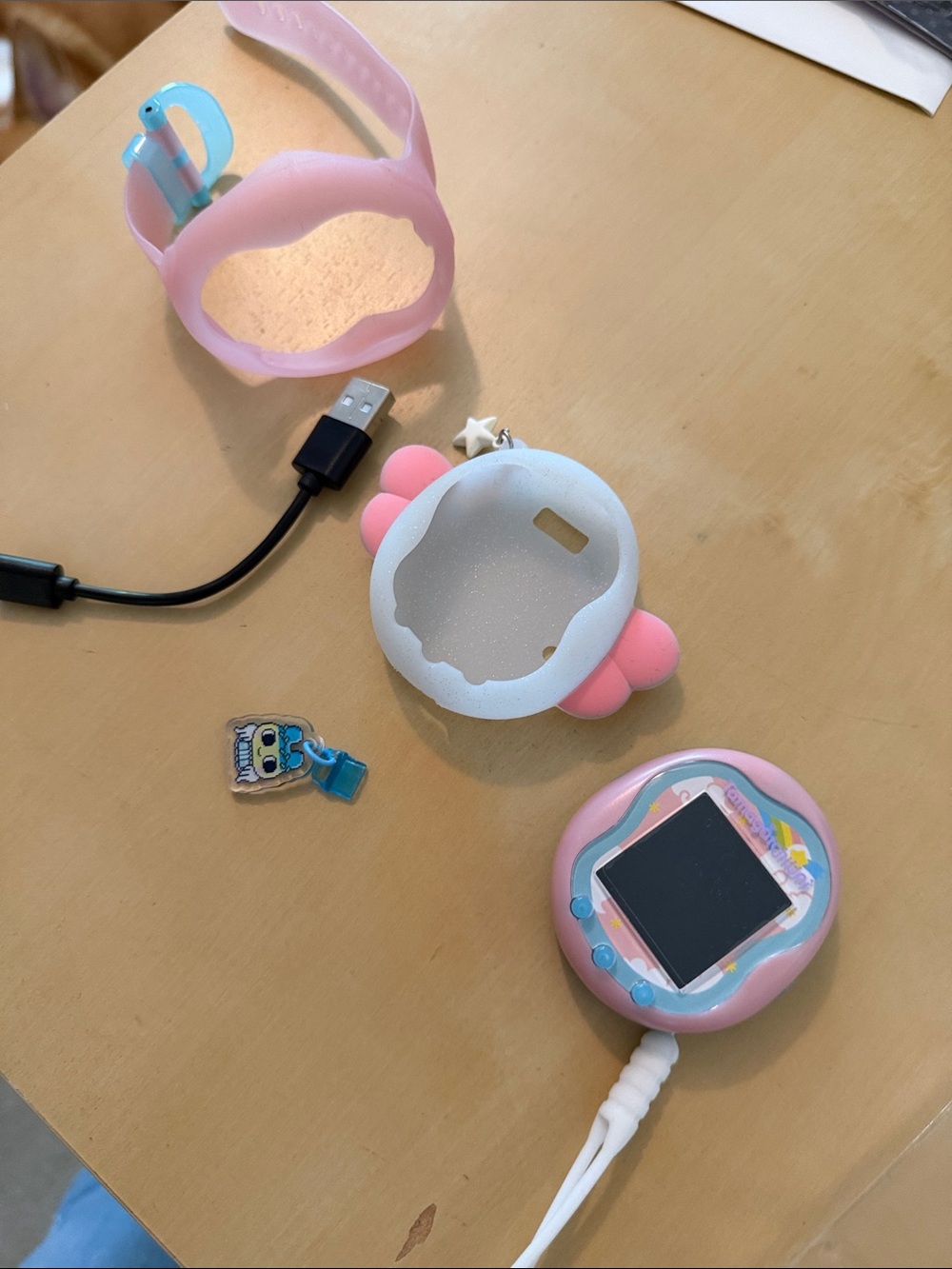 Tamagotchi Uni Angel Festival